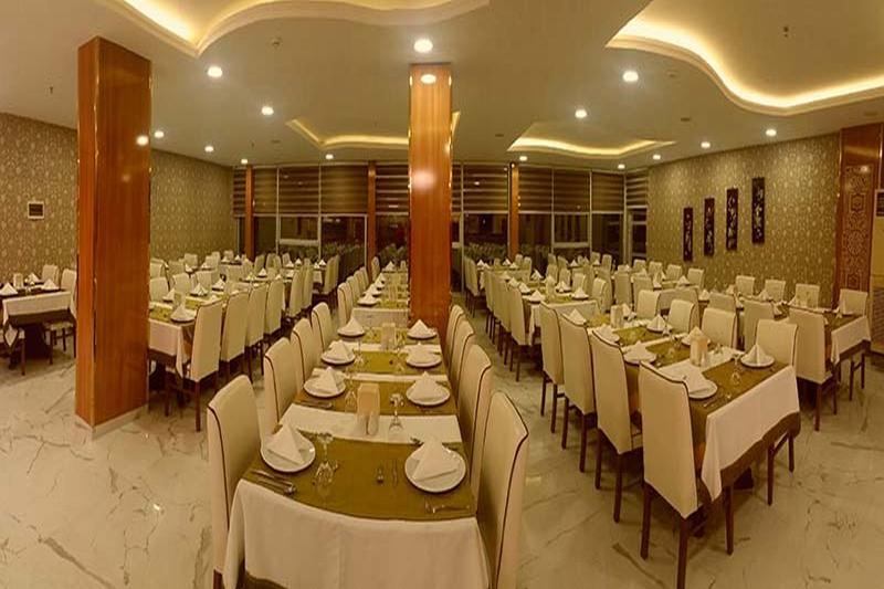 Bayar Garden Beach Hotel Аланя Екстериор снимка
